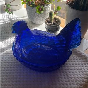 Vintage colbalt blue glass chicken basket bowl